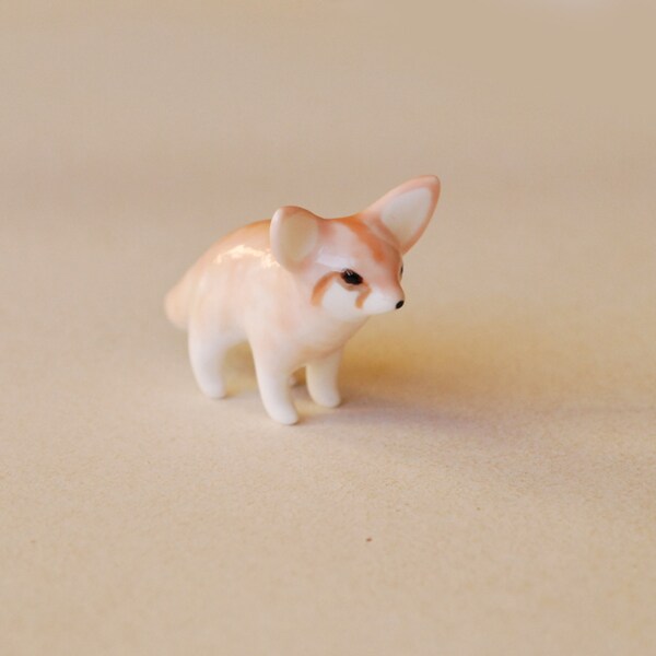 Winzige Fennec Fox Abbildung / Fennec Totem / afrikanische Figur Fuchs / Pocket Totem / Tiere Totem / Tiere Abbildung / kundenspezifisch konfektioniert