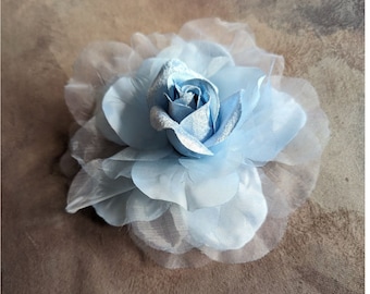 7,5" Hellblaue Rosen-Satin-Organdy-Samt-Millinery-Blume mit Anstecknadel für Hüte, Kleider, Schärpen, Fascinators