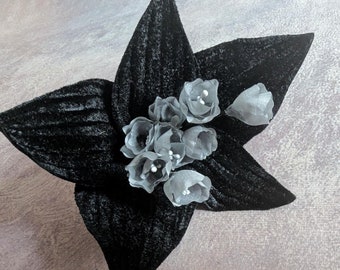 Velvet Millinery Flowers Black Gray Lily Blossom Cluster with Leaves Handmade NOS for Hats, Fascinators, Gowns, Costumes