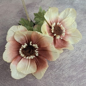 Vintage Twin Millinery Anemones Pale Yellow Cream Copper Rust Silk Millinery Flowers Poppies NOS Germany for Hats Fascinators Crowns Corsage