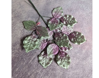 Vintage Hutset Rosenblätter Spray 18 Hellgrün Plum Shaded Satin aus Japan Nos für Hats Crafts 7LV0032LG