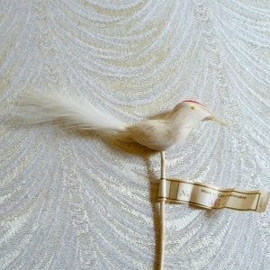 APinkSwan Vintage Bird Millinery Decoration Aged White Dove Feathers for Hats Fascinators Crafts Hair Clips Spun Cotton Christmas Ornament