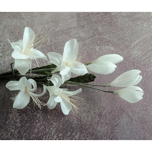 Two Stems Vintage Orange Blossoms Buds White Silk Millinery Flowers for Hats Weddings Bridal Crowns Corsages Floral Arrangements Crafts NOS