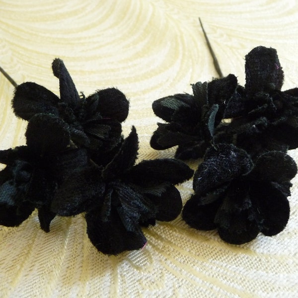 Velvet Millinery Flowers Jet Black for Hats, Crafts, Headbands, Brooch 2 Stems 6 Flowers with Leaves 1FN0008BK