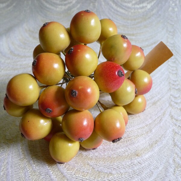 SALE Vintage Berries 20+ Yellow Red Millinery Fruit Decoration NOS Germany Spun Cotton for Hats Christmas Crafts F32A