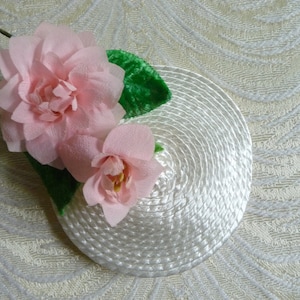 Small Round Fascinator Base Ivory with Comb for DIY Straw Millinery Hat Projects