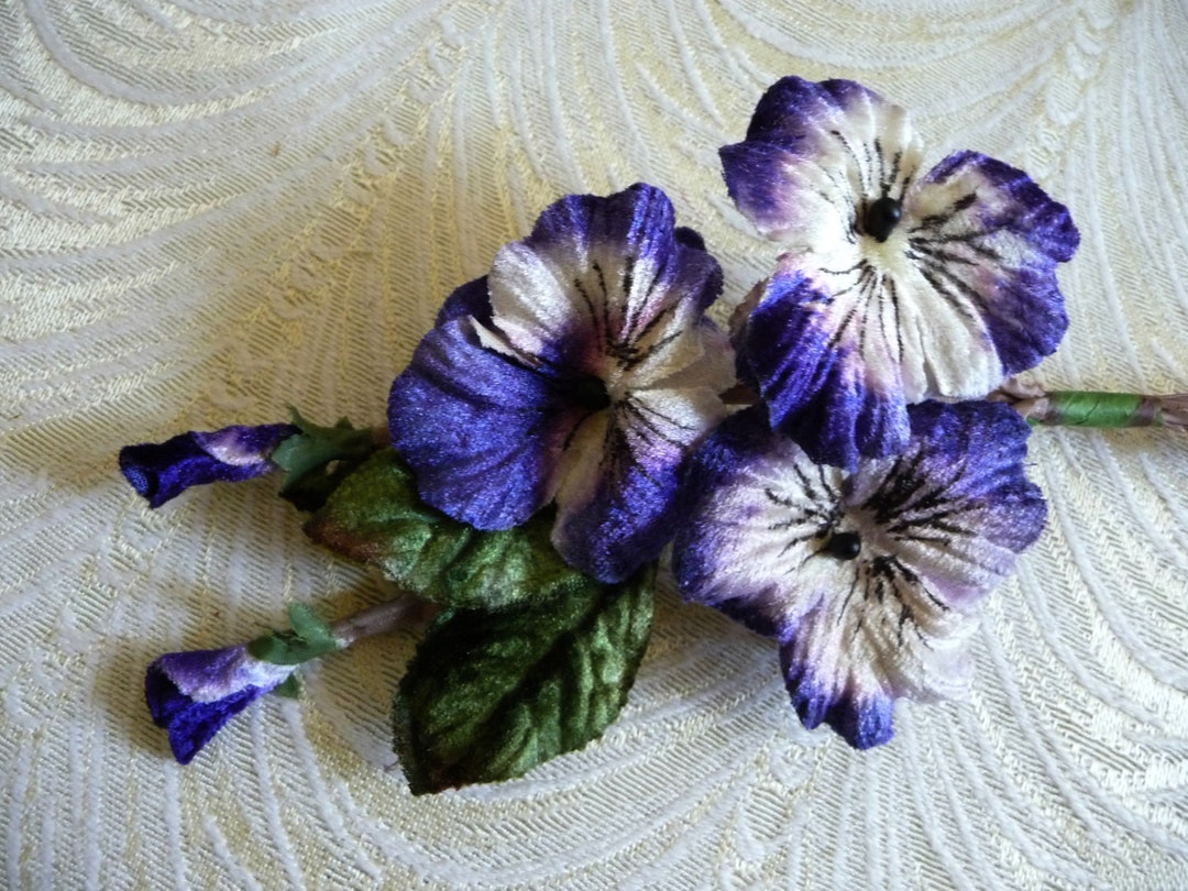 Velvet Millinery Pansies Flowers Violet Blue Bunch 3 Large With Buds