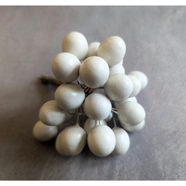 Vintage Cherries Off White Millinery Fruit Bunch of 24 for Hats Hair Crowns Crafts Decorations NOS Germany F21