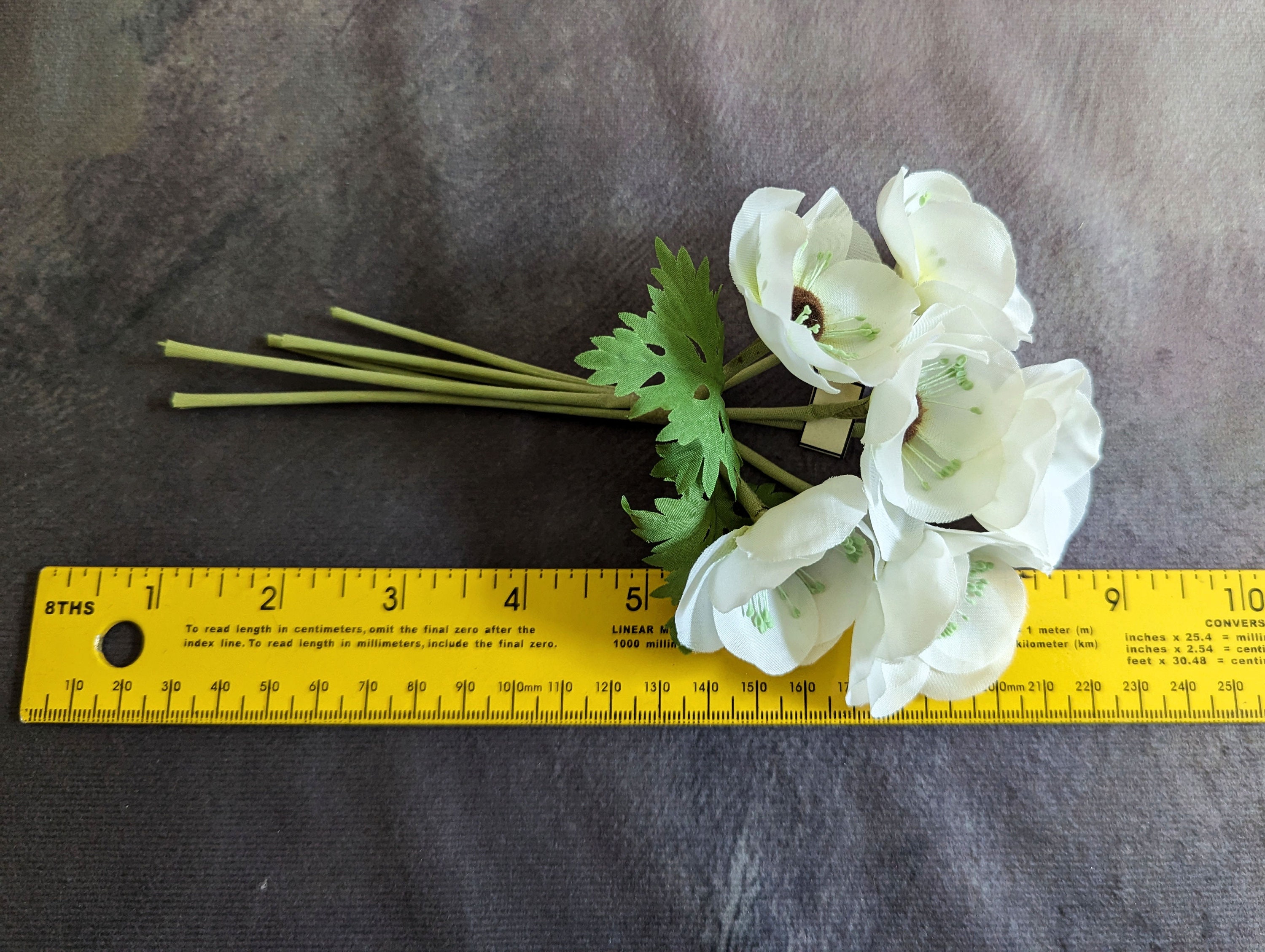 Vintage White Anemone Flowers Bunch of 6 Silk NOS Millinery for