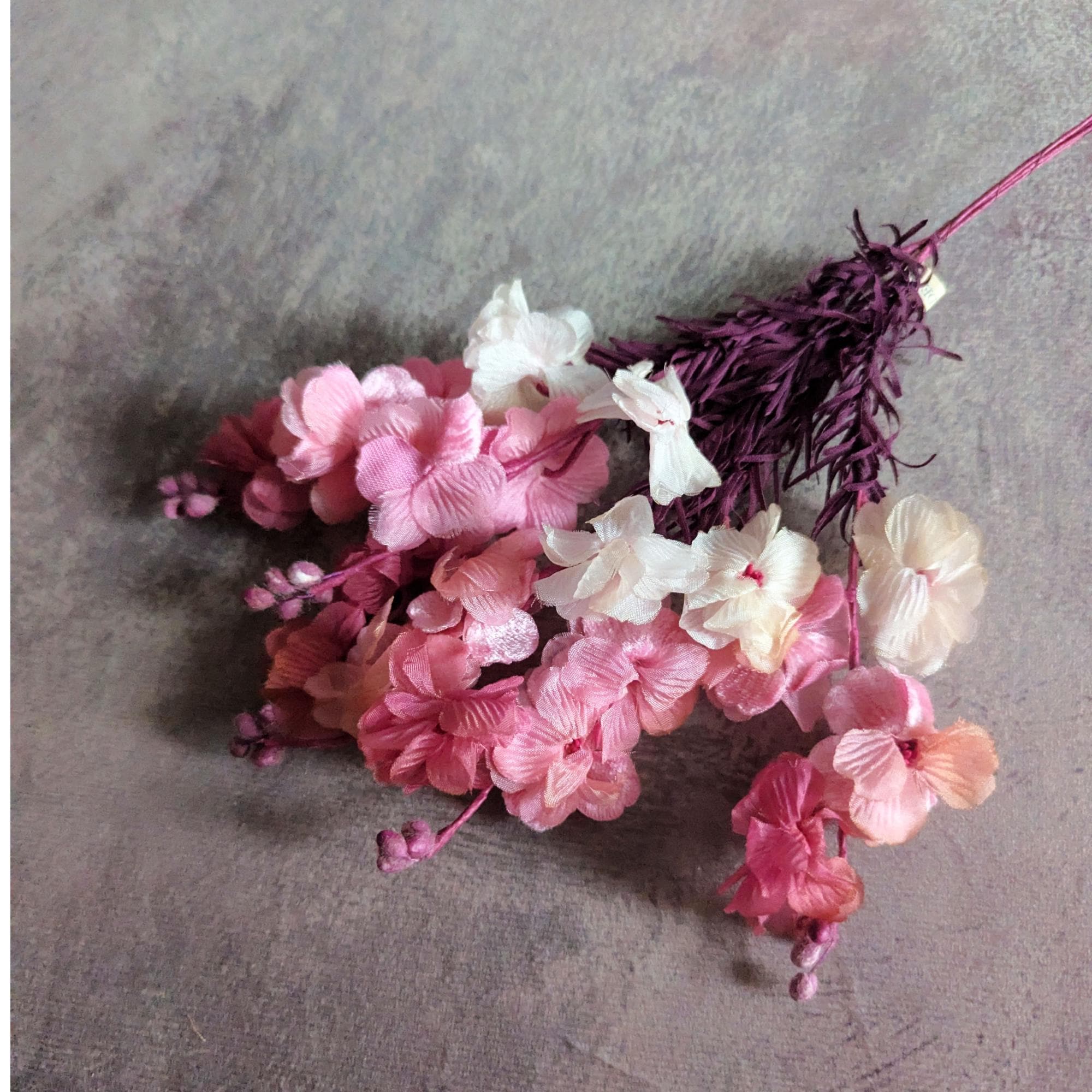 ピアリマーマー　お花ベスト白(新品　未使用) ピアリマーマー お花ベスト白(新品 未使用)