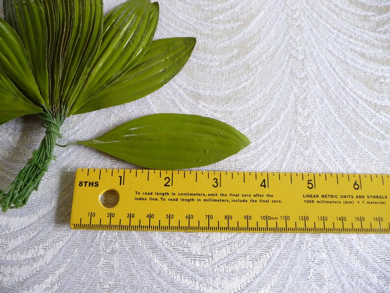 Bunch of 36 Vintage Millinery Leaves Green Embossed Fabric NOS Lily Long Leaf Handmade in USA for Hats, Crafts, Scrapbooking, Costumes image 3