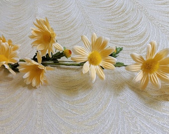 Vintage Daisies Millinery Flowers Butter Yellow Spray of 8 NOS Floral Arrangements Hats Bouquets Hair Corsage Crafts