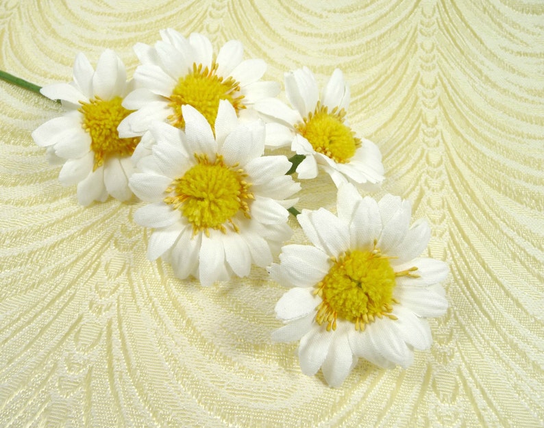 Vintage Daisies Millinery Flowers White Yellow Spray of 5 NOS Etsy
