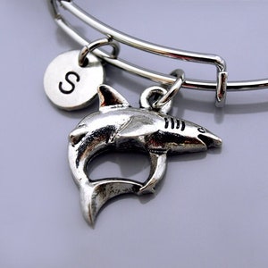 Shark Bangle, Shark charm bracelet, Great white shark charm, Expandable bangle, Personalized bracelet, Charm bangle, Initial bracelet