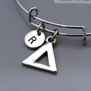Delta Armreif, Silber Delta Armband, Delta Symbol, griechischer Delta Charme, griechisches Alphabet, griechischer Buchstabe, erweiterbarer Armreif, Initial Armband