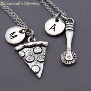 Pizza slice and pizza cutter necklace, pizza slice and pizza cutter wheel, pepperoni Pizza, Pizza roller, Two best friends necklace jewelry