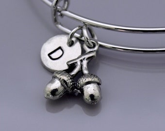 Acorn charm bangle, Acorn bracelet, Silver acorn charm, Expandable bangle, Personalized bracelet, Charm bangle, Monogram, Initial bracelet