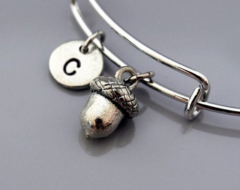 Acorn charm bangle, Acorn bracelet, Silver acorn charm, Expandable bangle, Personalized bracelet, Charm bangle, Monogram, Initial bracelet