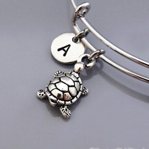 Small Turtle bangle, Small Turtle charm bracelet, Expandable bangle, Personalized bracelet, Charm bangle, Monogram, Initial bracelet