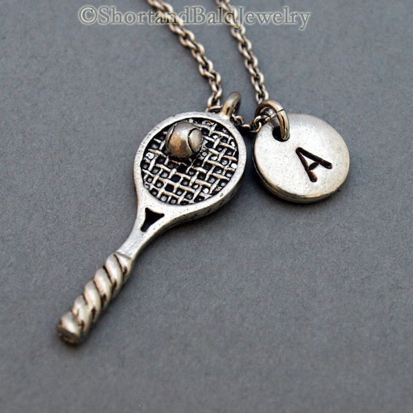 Collier de tennis, collier de raquette de tennis, raquette de tennis, bijoux de joueur de tennis, charme sportif, collier initial, personnalisé, monogramme