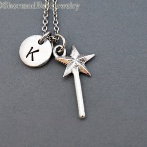 Toverstafketting, toverstokje, toverstokje, zilveren toverstokje, toverstokje, eerste ketting, gepersonaliseerd, monogram