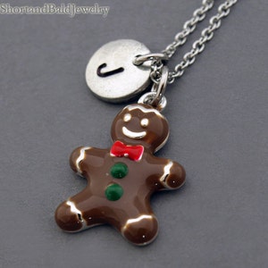 Collier bonhomme en pain d&#39;épice, biscuit en pain d&#39;épice, bonhomme en pain d&#39;épice, initiale du collier, initiale estampée à la main, personnalisée, monogramme