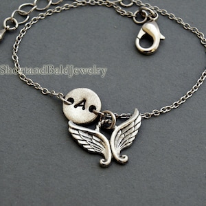 Engelsflügel Bettelarmband, Antik Silber, Initial Armband, Freundschaft, Mütter, verstellbar, Monogramm