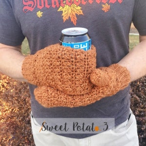 Beer Thirty Mitten Cozy - Crochet Pattern, funny gift idea, gift for coffee lover, tailgating gift, beer lover gift, drink cozy, can cozy