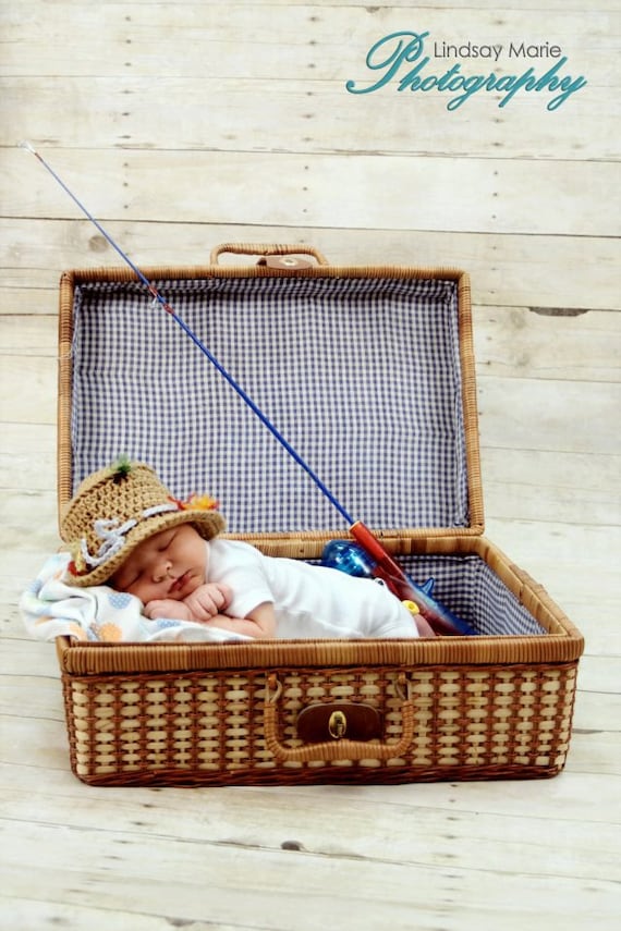 Fishing Hat Crochet Pattern, Fly Fishing, Flies on Hat, Newborn Hat, Kids  Hat, Toddler Hat, Photo Prop Idea, Cute Crochet Fishing Hat 