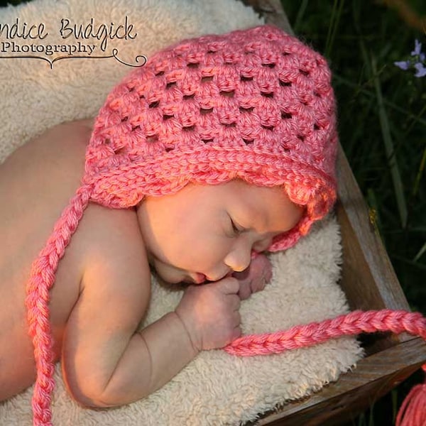 Vintage Bonnet with Scallop Edge - Crochet Pattern, granny square inspired, baby accessory, hat, photo prop for newborns, baby girl handmade