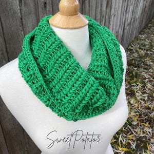 Patrón de crochet para cuello Snow Drifter: Calentador de cuello texturizado tejido (patrón PDF)