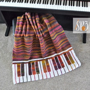 Piano Pizzazz Blanket Crochet Pattern, music lover, piano player gift idea, piano keys, crochet throw blanekt, concert, music teacher gift image 2