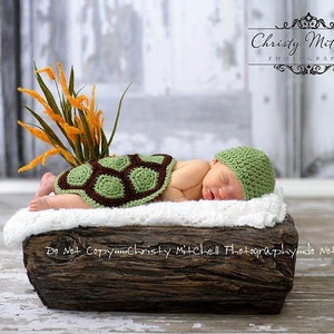Turtle Shell & Hat Photo Prop Crochet Pattern, newborn photography, photo prop, turtle theme nursery, simple beanie, infant pictures image 2
