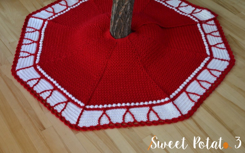 O' Christmas Tree Skirt Crochet Pattern, Holiday decor, fun christmas crochet project, holiday gift idea, christmas keepsake, tree decor image 2