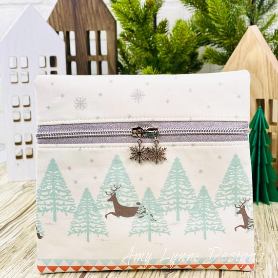 Winter Woodland Deer Pouch