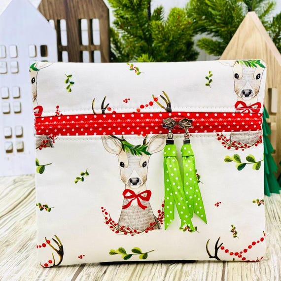 Holiday Deer Zipper Pouch