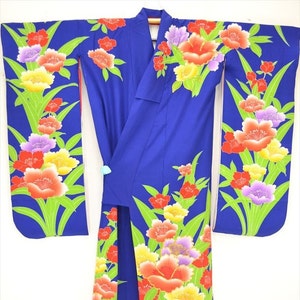 UCHIKAKE KIMONO 58a - Decorated with colourful Daffodils with some embriodery