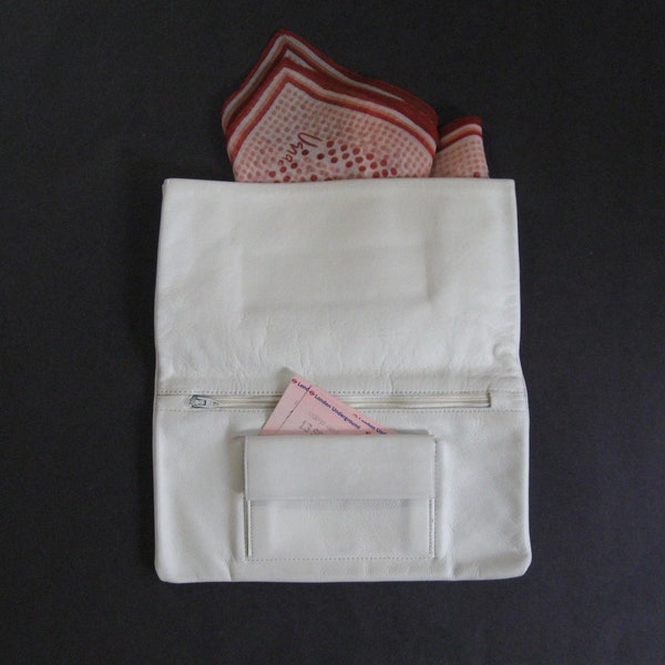 FOLDOVER CLUTCH 1960s vintage off-white leather EK Grab Bag