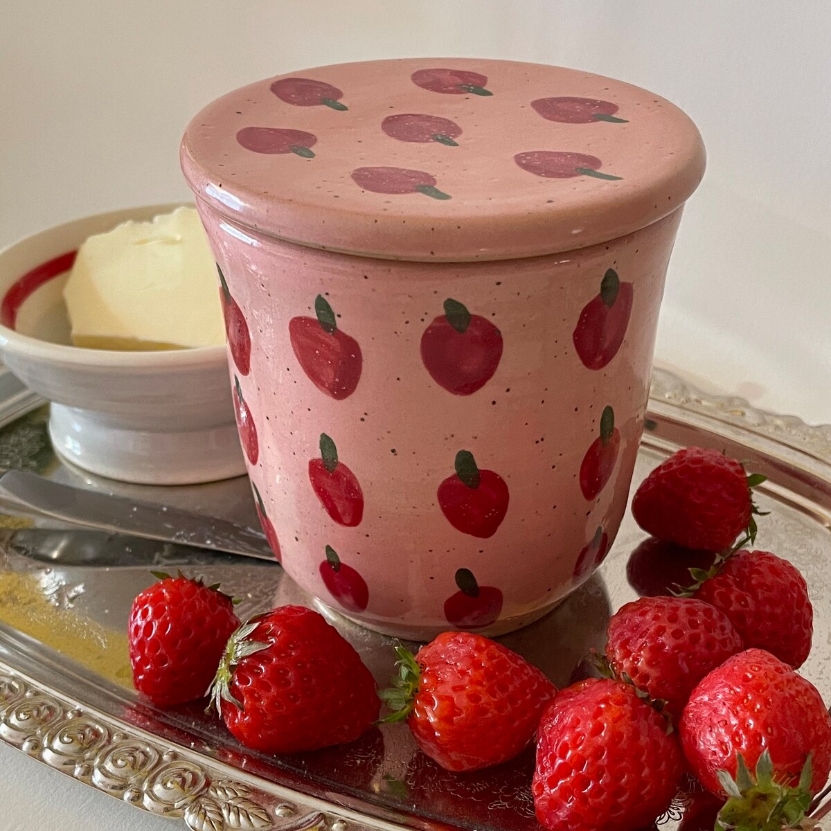 The French Butter Dish With Handprinted Strawberries - Etsy (8oz)