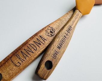 Personalized Spatula Set: Engraved Acacia Wood Handle, Silicone Baking Tools