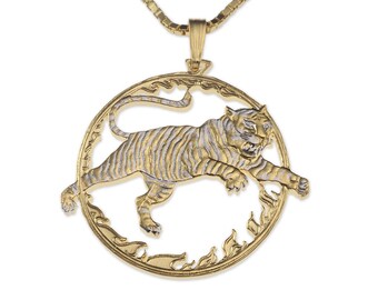 アクセサリー   PENDANT OF THE YEAR 2004 il_340x270.688452340_jgyv.jpg