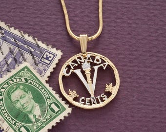 Ciondolo in nichel canadese tagliato a mano: moneta della vittoria placcata in oro 14 carati