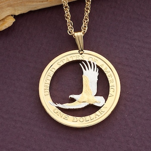 Pingente American Eagle, moeda de um dólar dos Estados Unidos cortada à mão, 1&quot; de diâmetro, (#R 2000B)