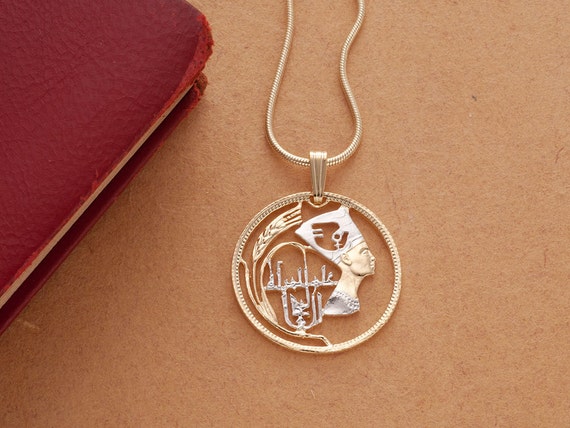 Nefertiti 2024 coin necklace