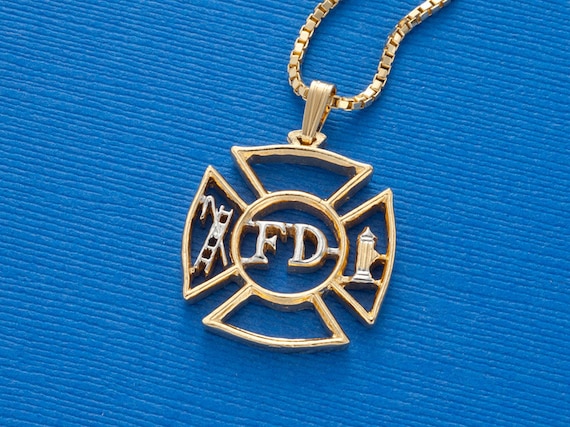 専用　H.W.O Maltese Cross Pendant [P-93] Firemen's Maltese Cross Pendant and Necklace, 14 K Gold and