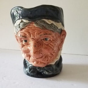 Royal Doulton Granny Made in England D 6384 - Extra Large Mug