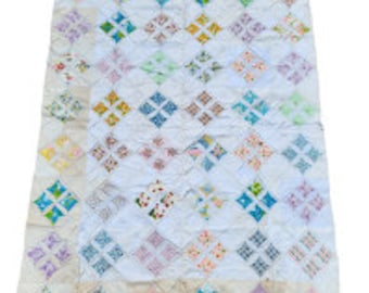 Vintage Cathedral Pattern Quilt made in the 1960's