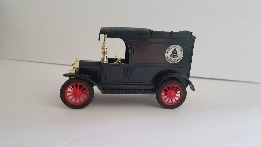 1913 Model T Van (1/16) (fs)
