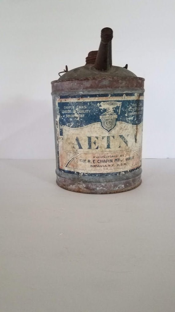 Aetnaと書かれたヴィンテージの錆びた缶 - Etsy 日本