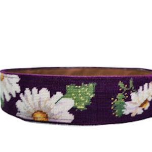 Handmade - Needlepoint - Daisies - Belt